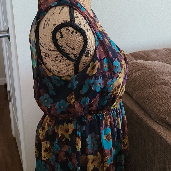 Forever 21 adorable dress - Picture 4 of 4